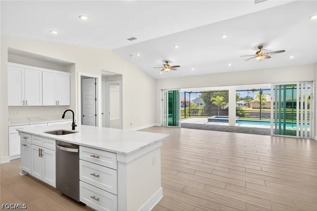 230 SW 31st Terrace Cape Coral FL 33914