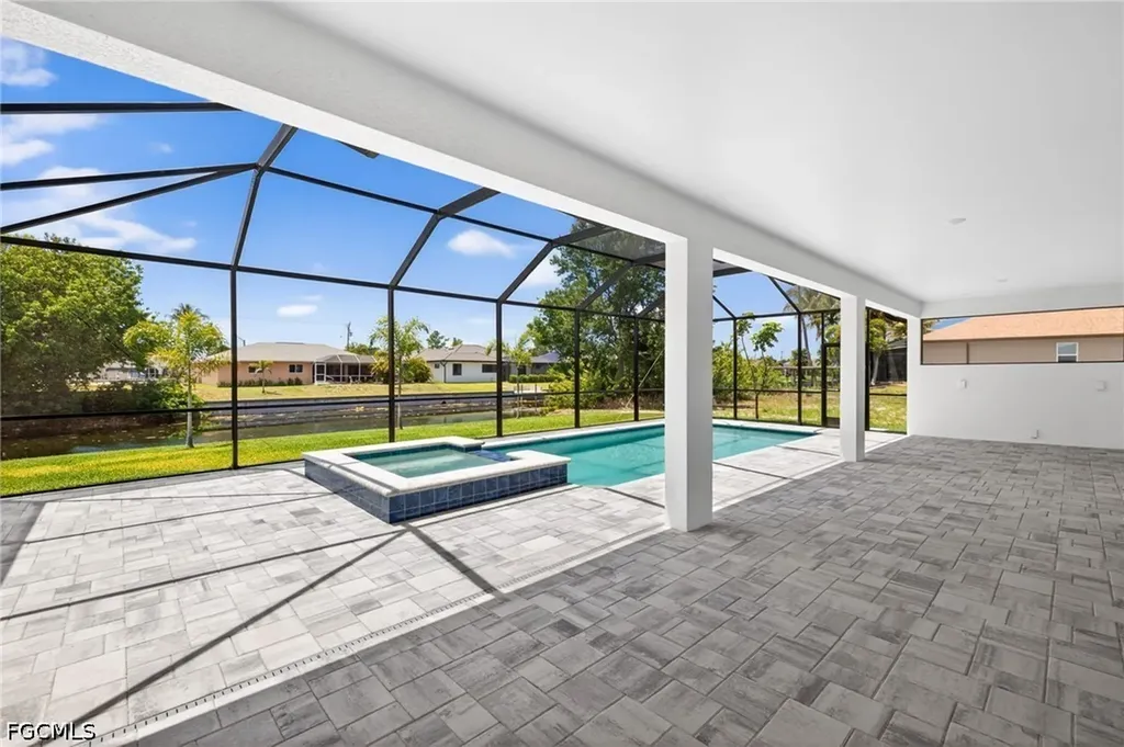 230 SW 31st Terrace Cape Coral FL 33914