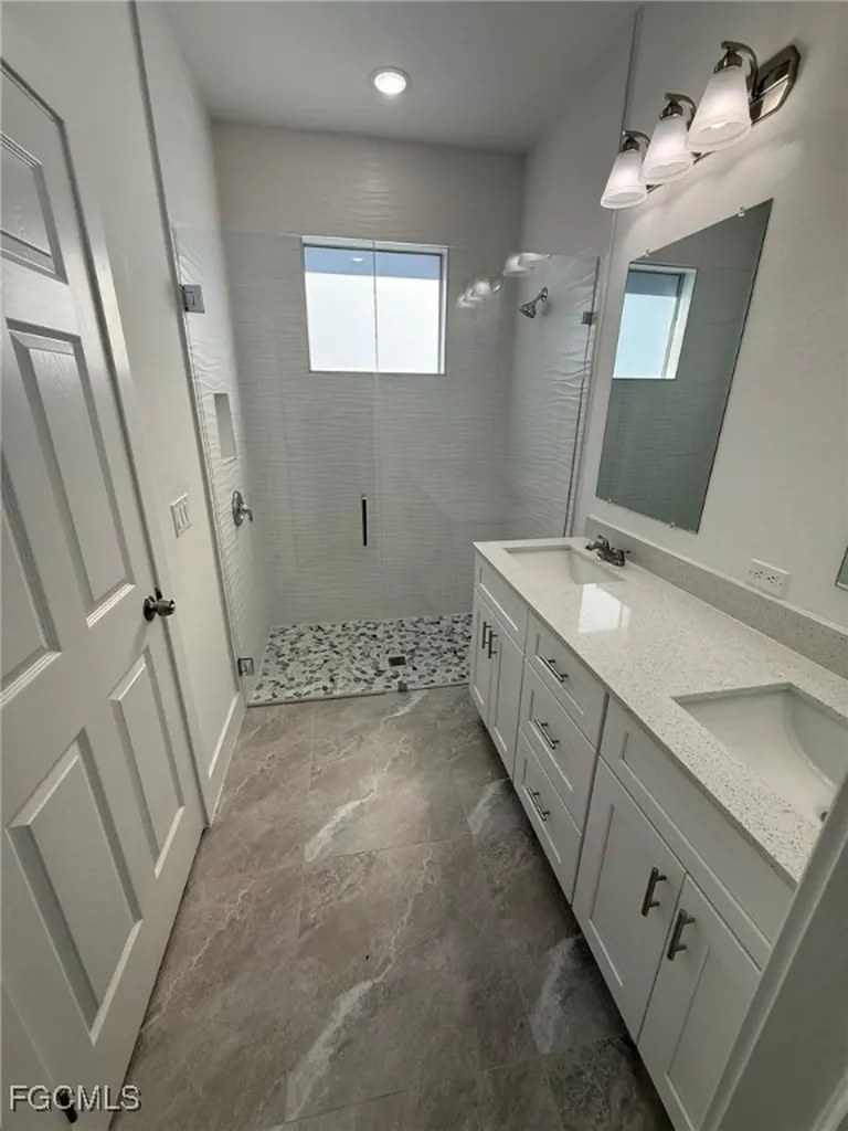 193 Castle Avenue Lehigh Acres FL 33974