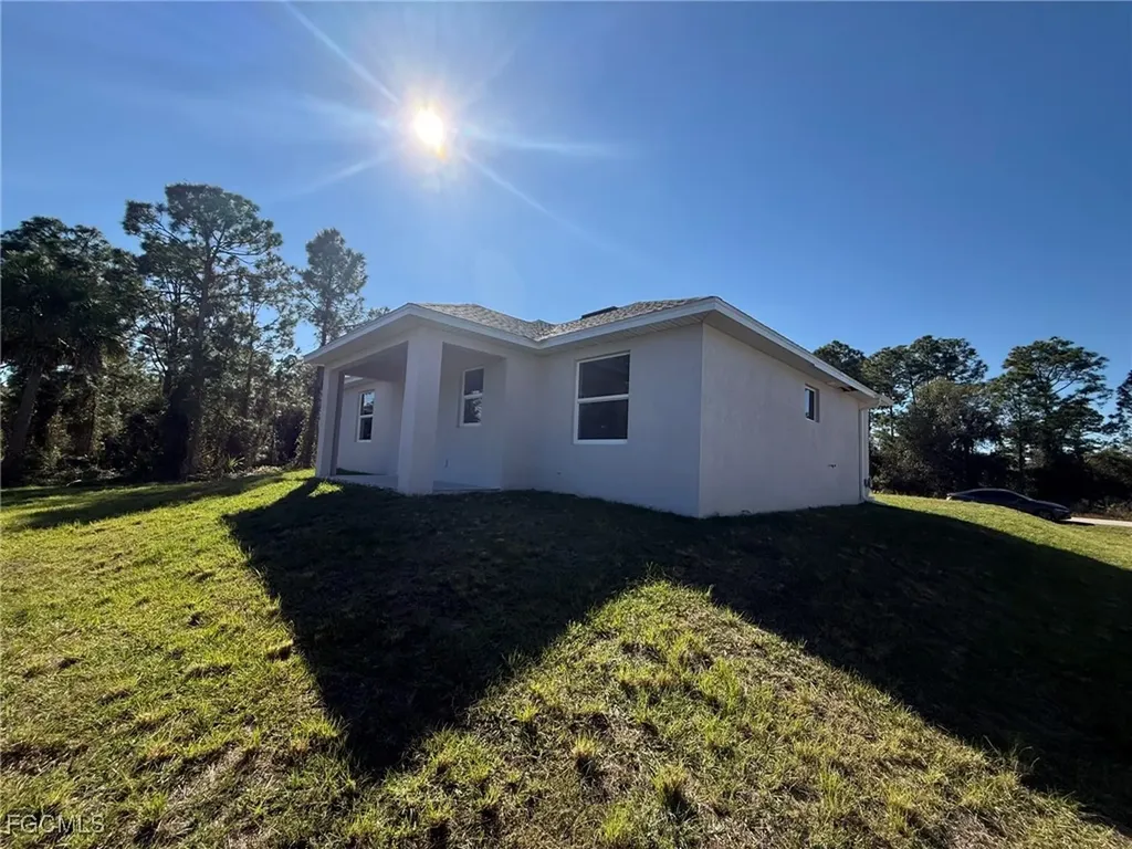 193 Castle Avenue Lehigh Acres FL 33974