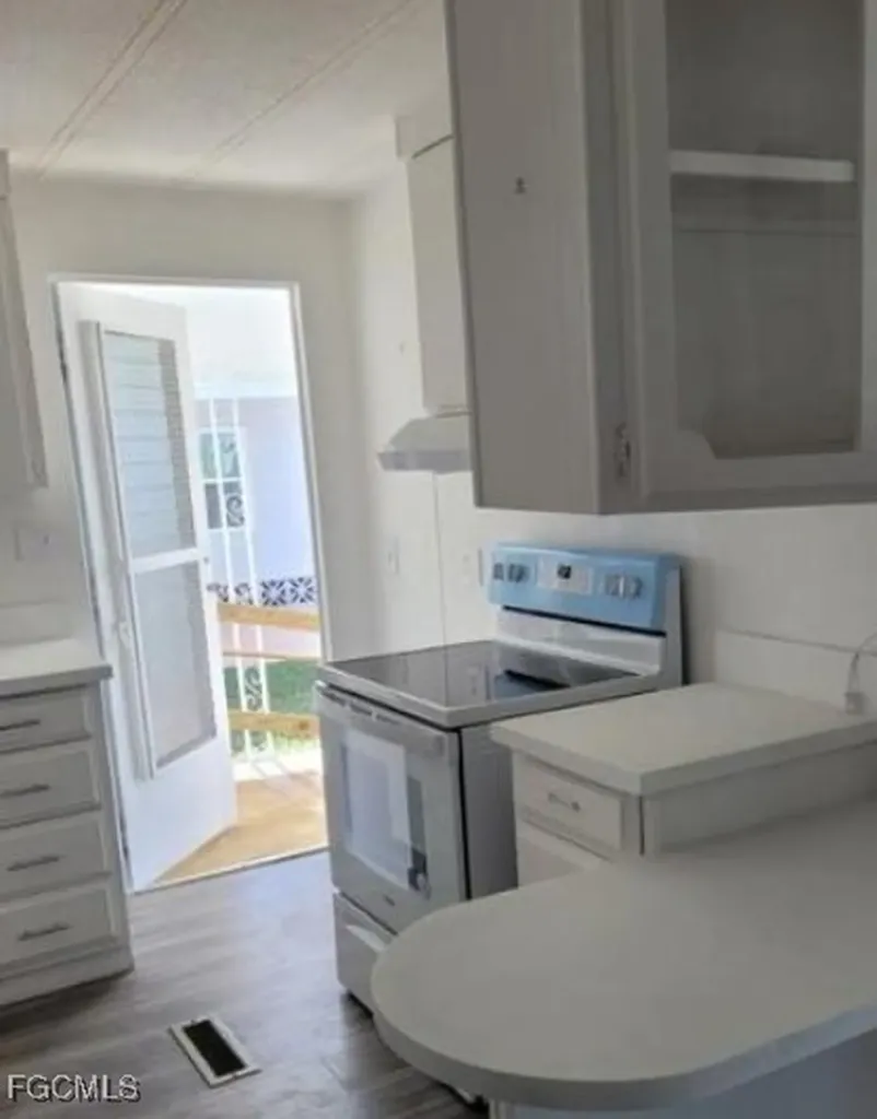 2774 Wedgewood Drive North Fort Myers FL 33917