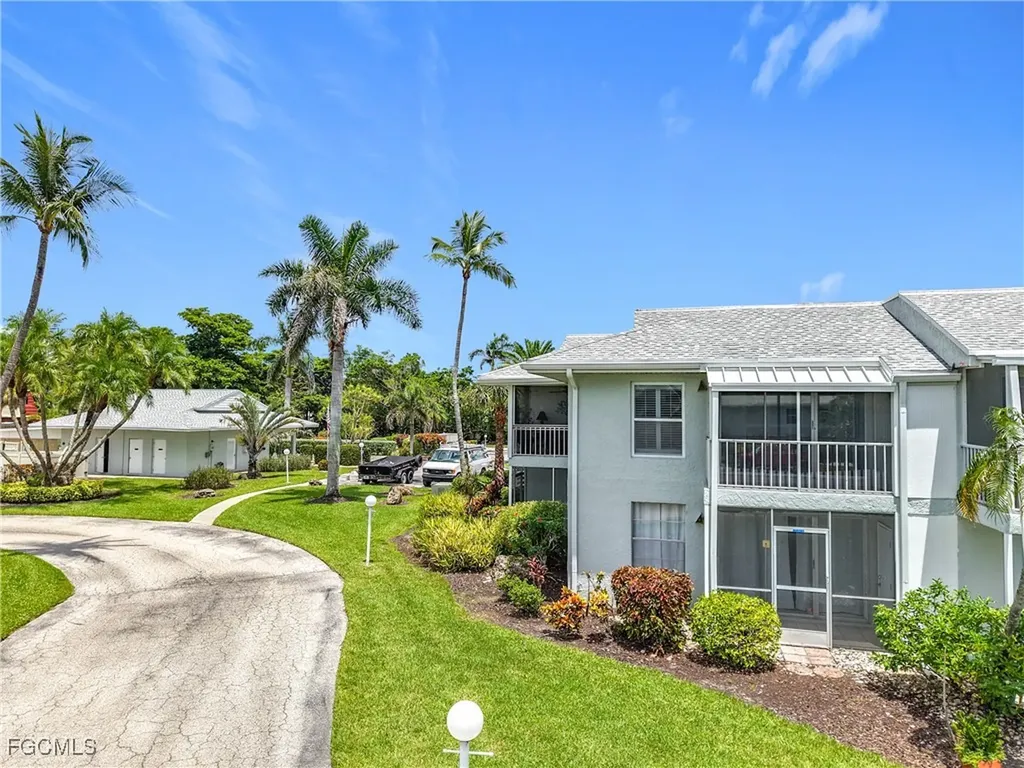 7077 Quail Run Court E Fort Myers FL 33908