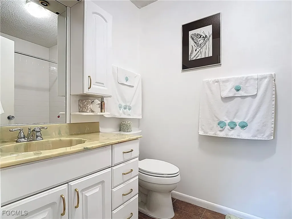 7077 Quail Run Court E Fort Myers FL 33908