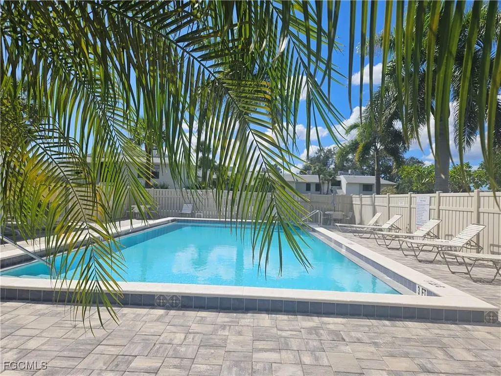 7077 Quail Run Court E Fort Myers FL 33908