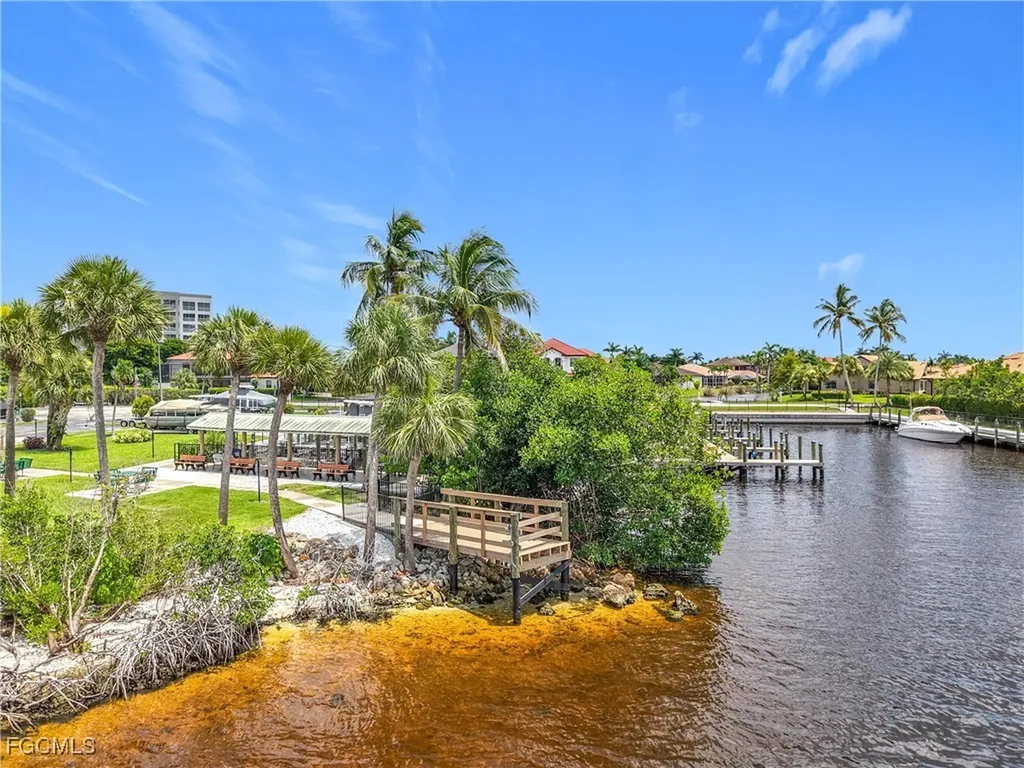 7077 Quail Run Court E Fort Myers FL 33908