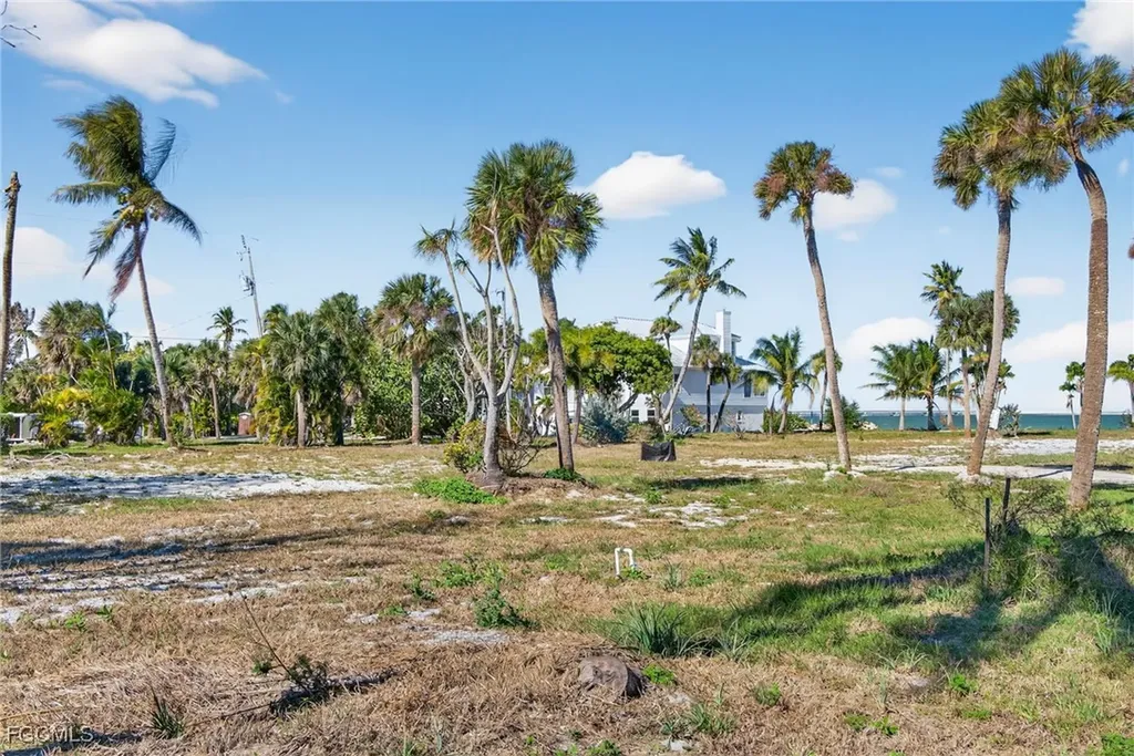 1245 Buttonwood Lane Sanibel FL 33957