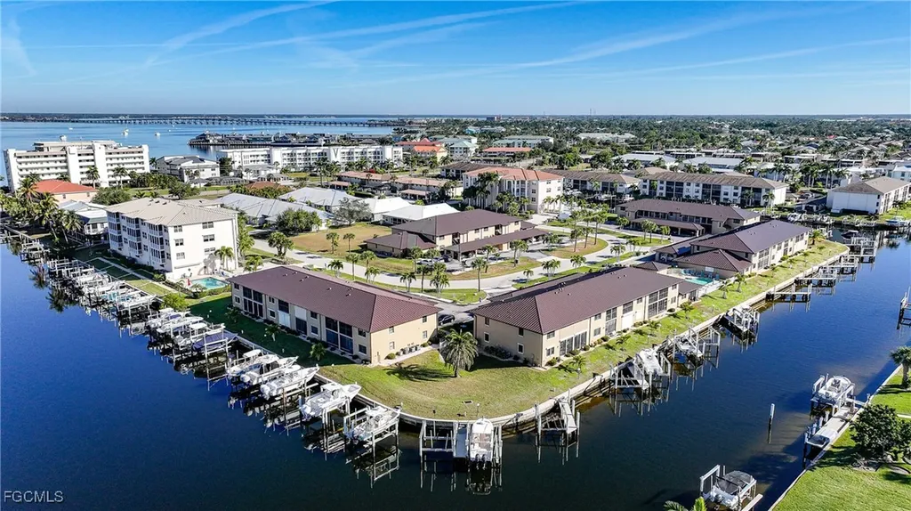 240 Lewis Circle Punta Gorda FL 33950