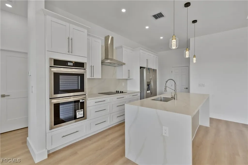 1124 NW 31st Avenue Cape Coral FL 33993