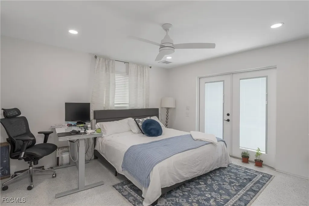 450 Birdsong Place Sanibel FL 33957