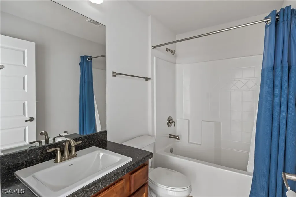 2432 NW 22nd Terrace Cape Coral FL 33993