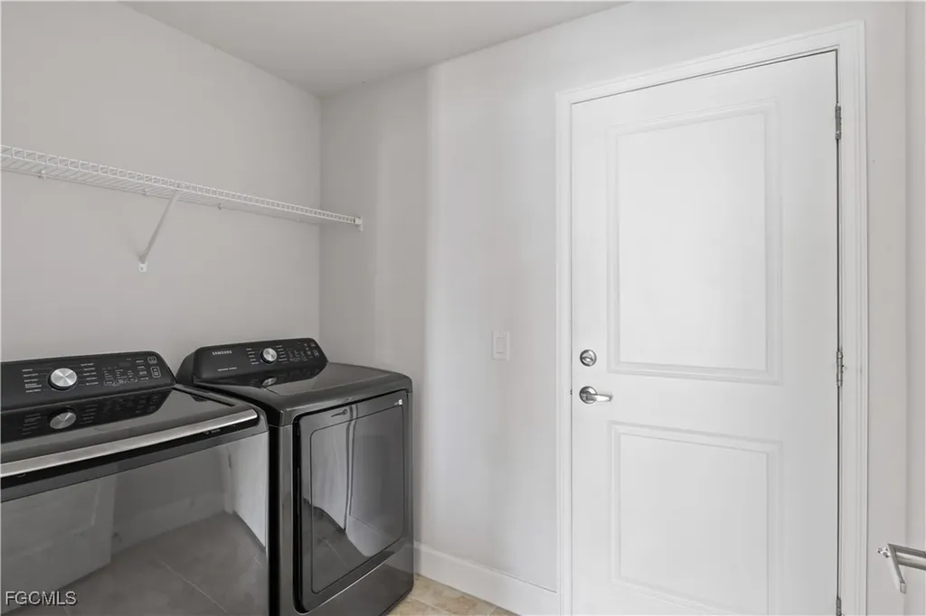 2432 NW 22nd Terrace Cape Coral FL 33993