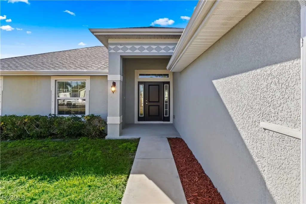 2432 NW 22nd Terrace Cape Coral FL 33993