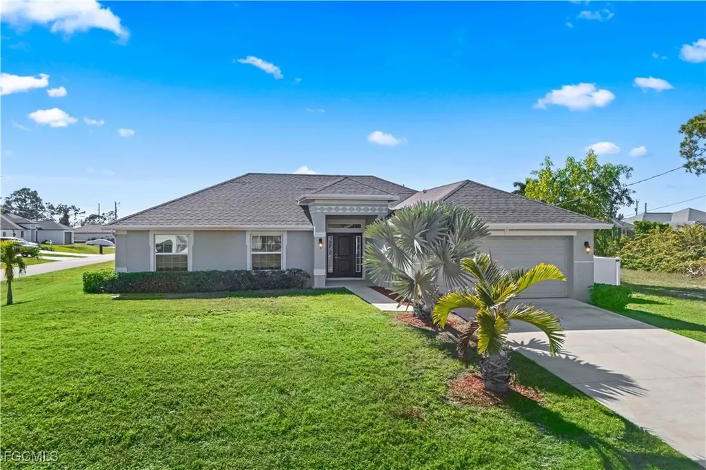 2432 NW 22nd Terrace Cape Coral FL 33993