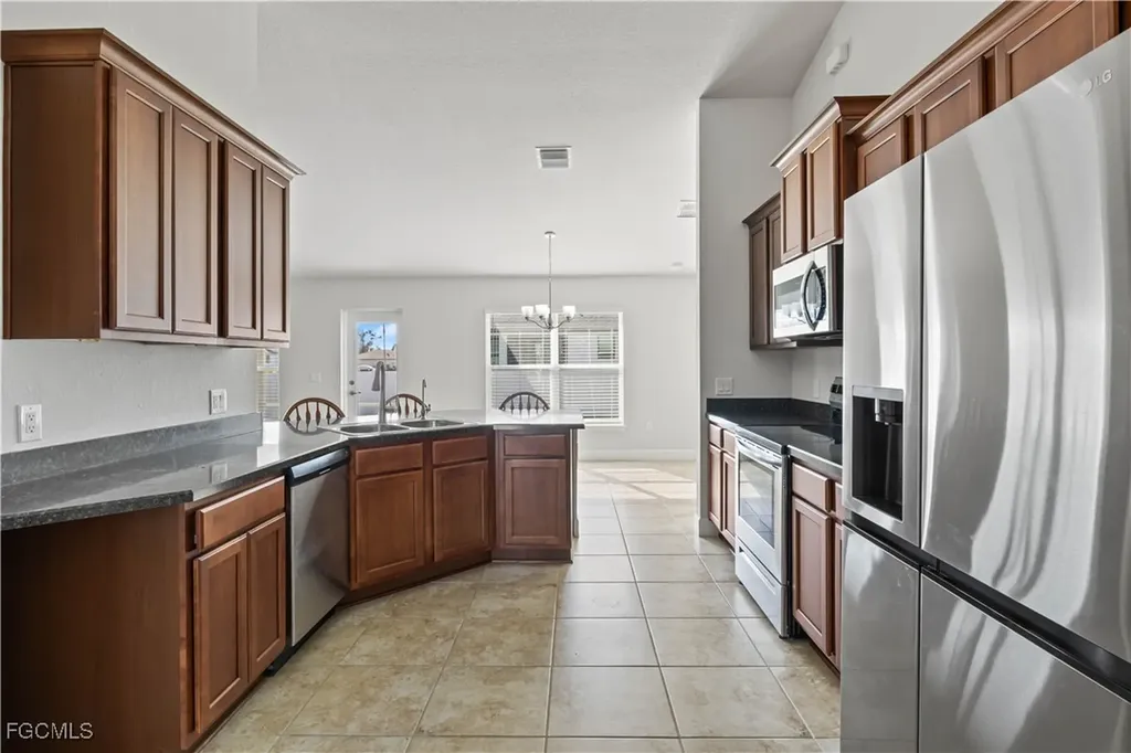 2432 NW 22nd Terrace Cape Coral FL 33993