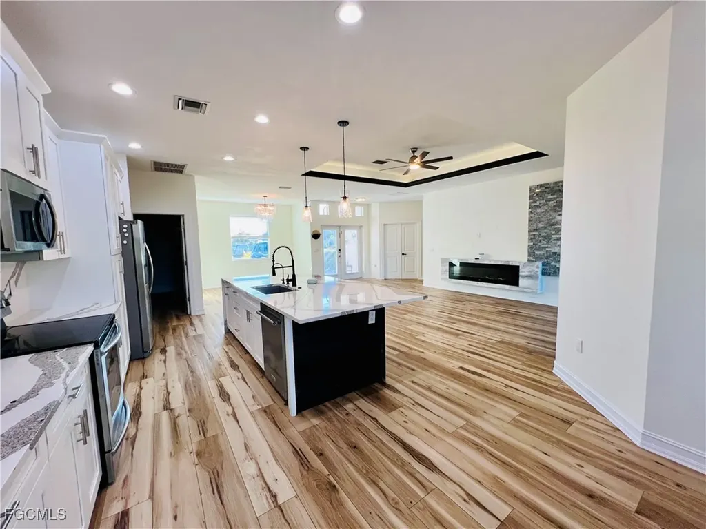 223 SE 17th Street Cape Coral FL 33990