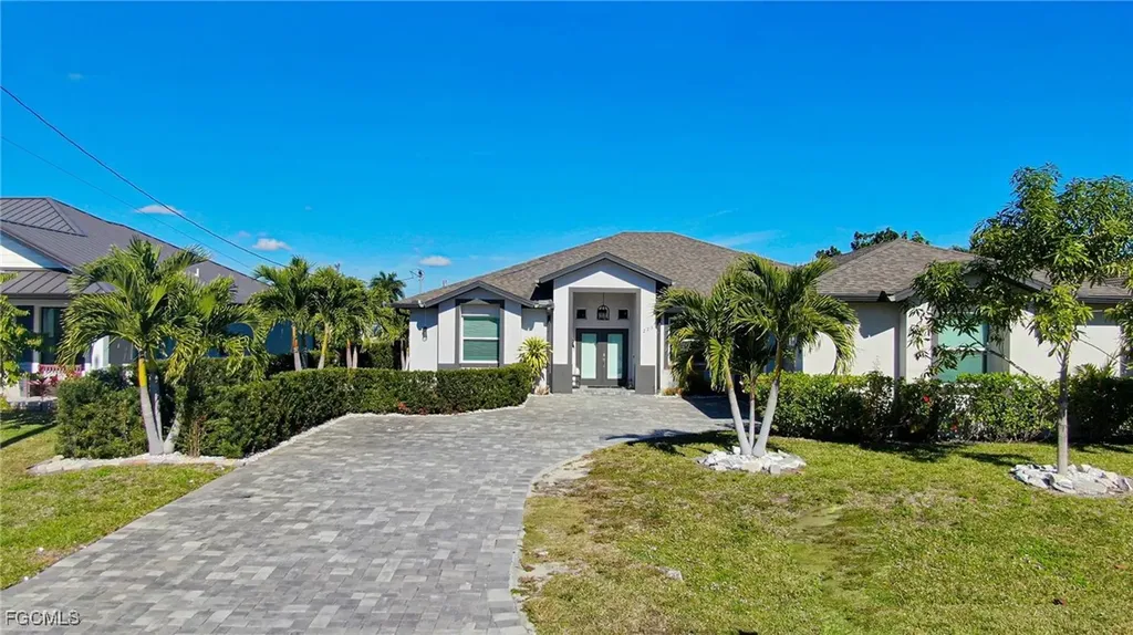 223 SE 17th Street Cape Coral FL 33990