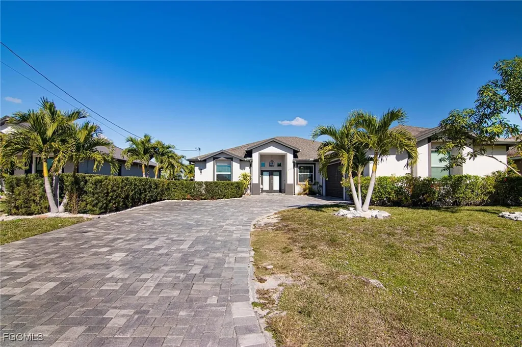 223 SE 17th Street Cape Coral FL 33990
