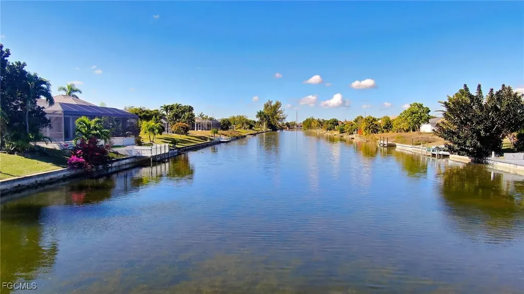 223 SE 17th Street Cape Coral FL 33990
