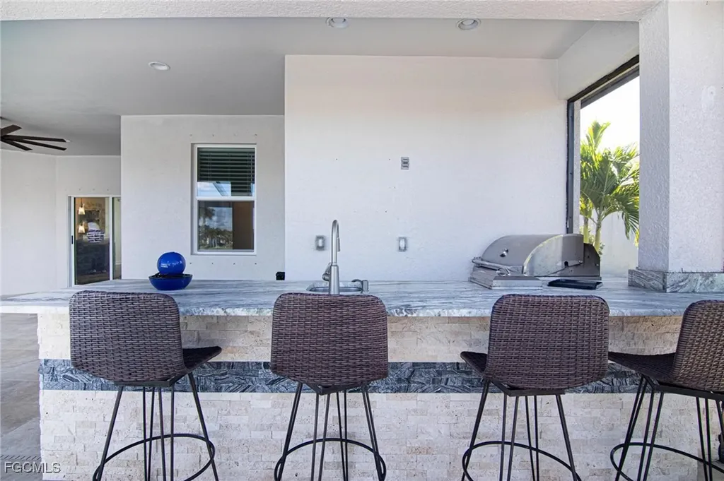223 SE 17th Street Cape Coral FL 33990