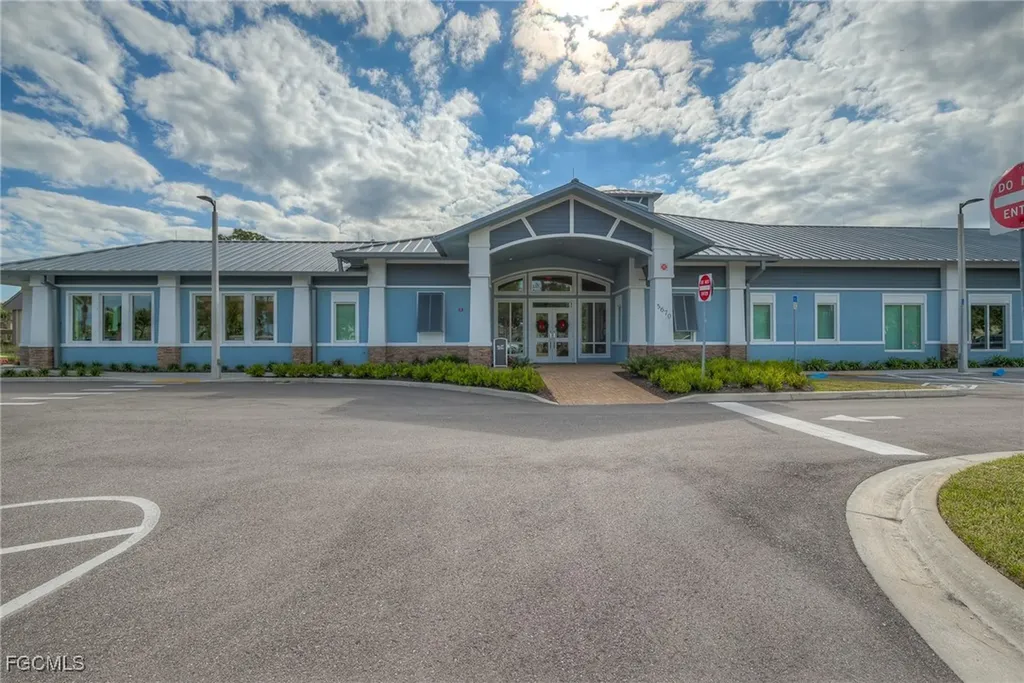 5970 Trailwinds Drive Fort Myers FL 33907