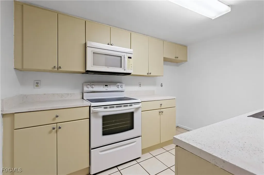 12658 Kenwood Lane Fort Myers FL 33907