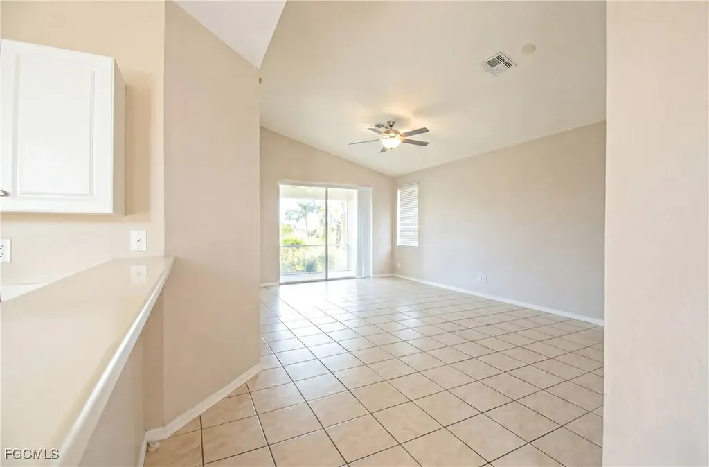 4343 Avian Avenue Fort Myers FL 33916
