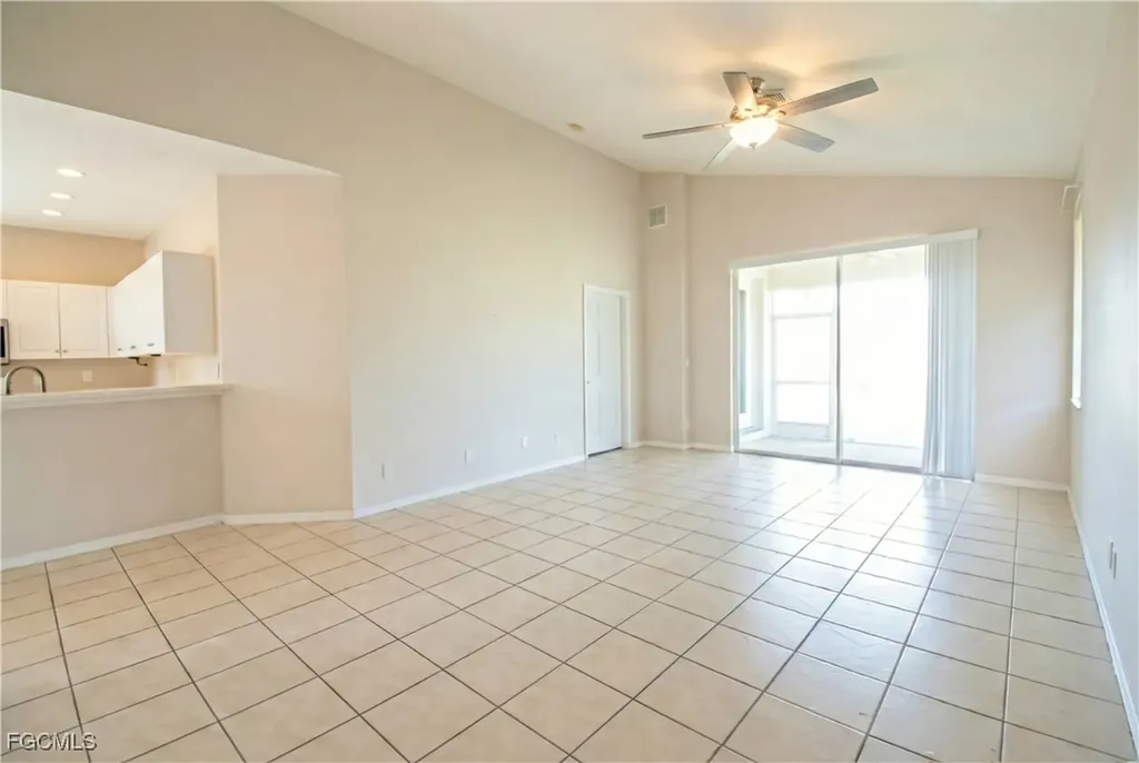 4343 Avian Avenue Fort Myers FL 33916