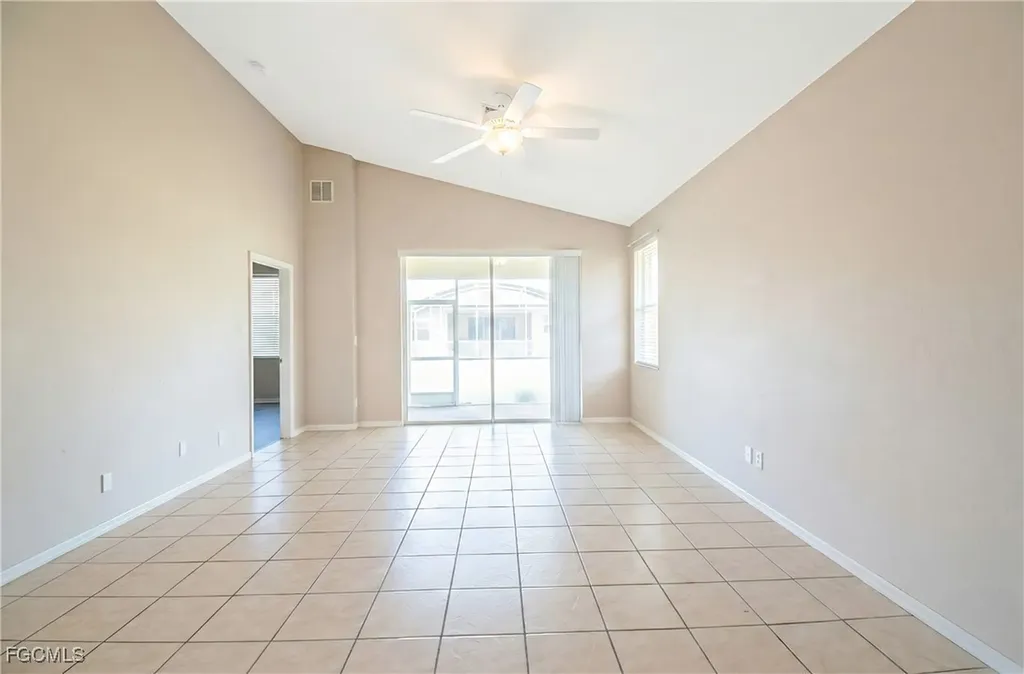 4343 Avian Avenue Fort Myers FL 33916