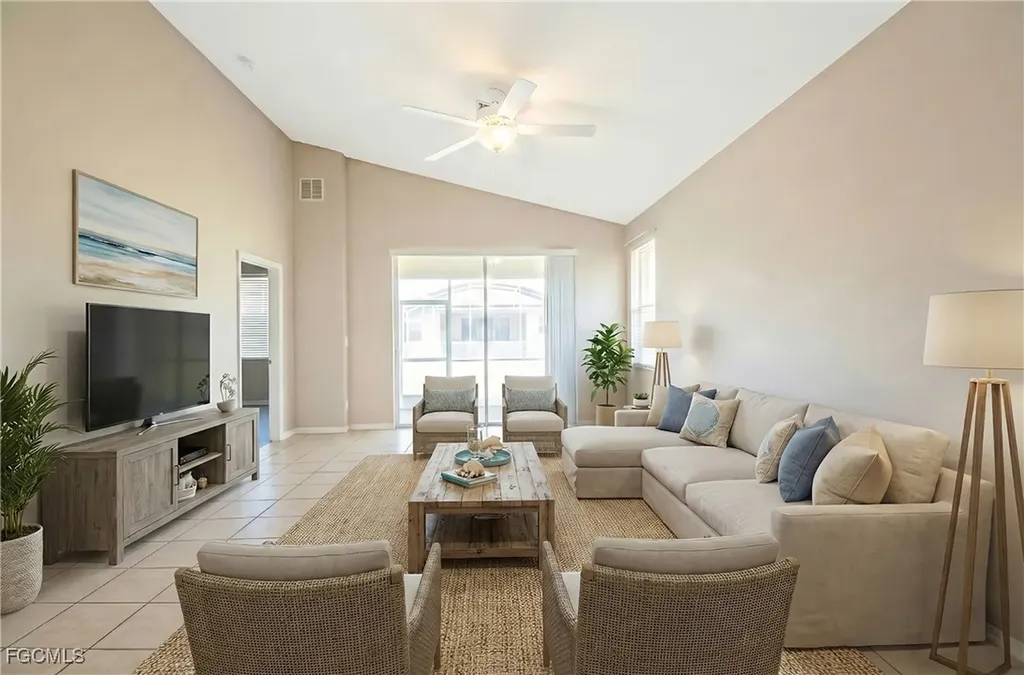 4343 Avian Avenue Fort Myers FL 33916
