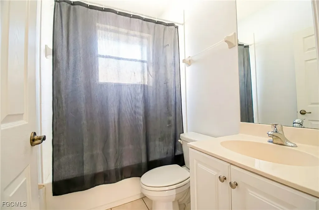 4343 Avian Avenue Fort Myers FL 33916