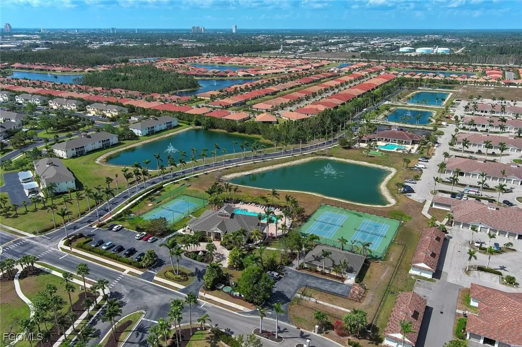 4343 Avian Avenue Fort Myers FL 33916