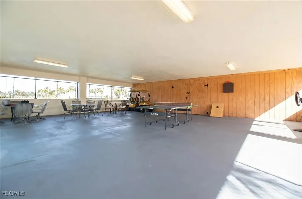 4343 Avian Avenue Fort Myers FL 33916