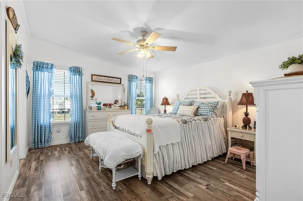 4982 Sandpiper Drive N St. James City FL 33956