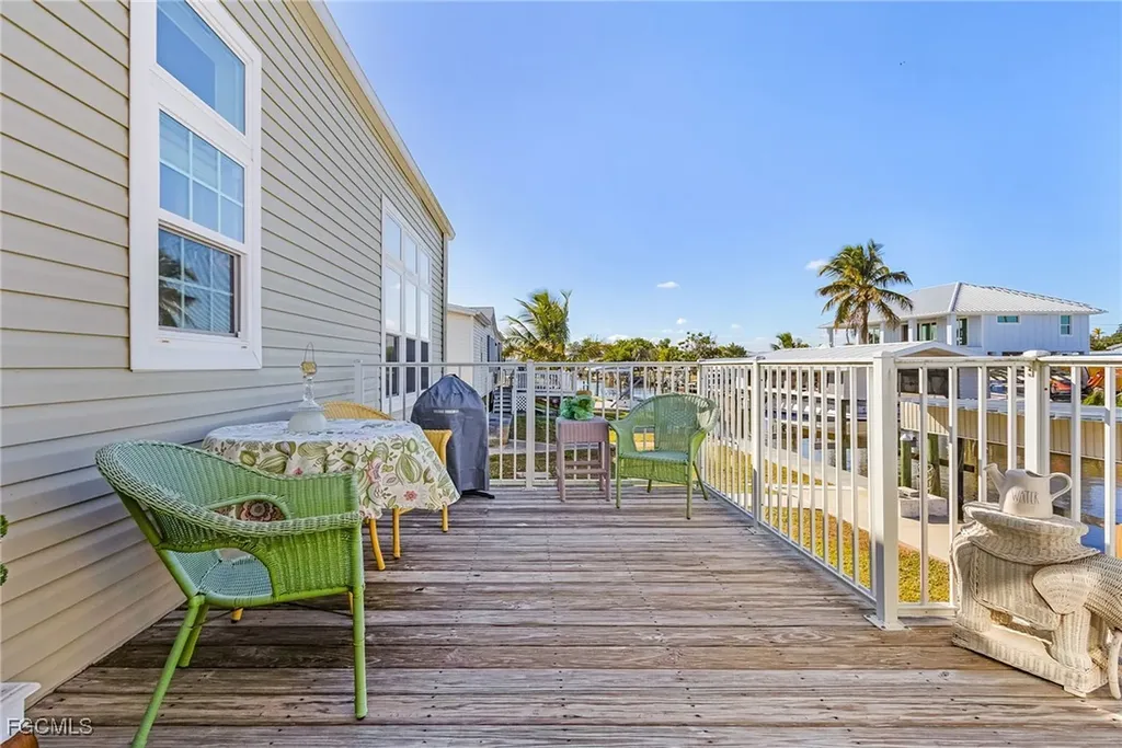 4982 Sandpiper Drive N St. James City FL 33956