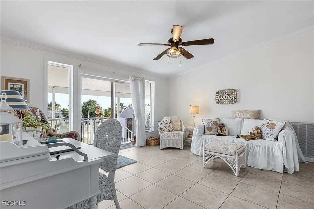 4982 Sandpiper Drive N St. James City FL 33956