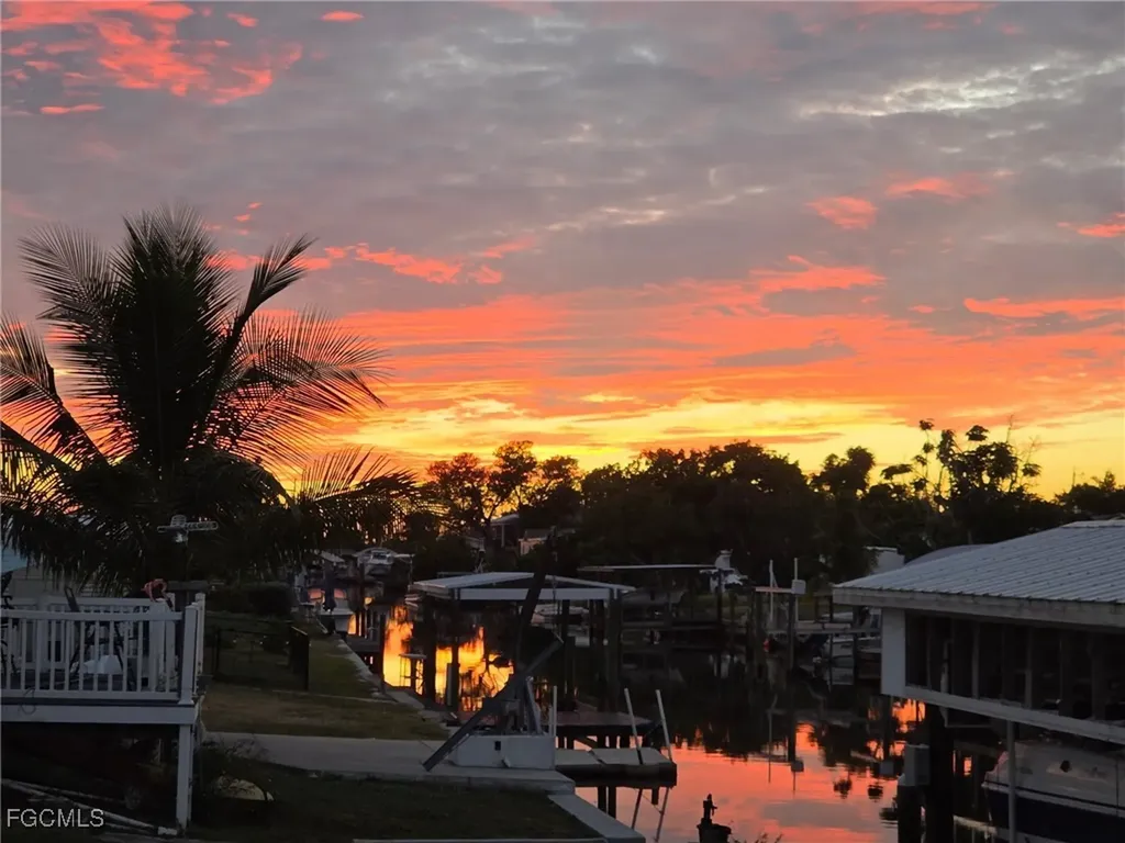 4982 Sandpiper Drive N St. James City FL 33956