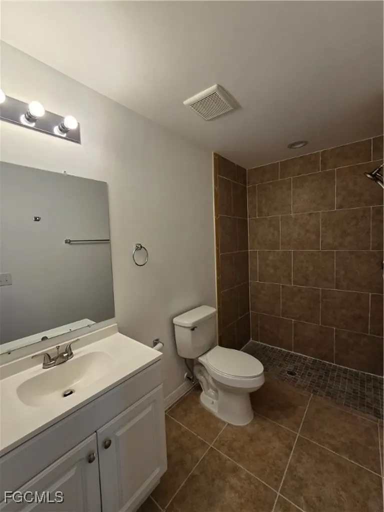 3820/3822 SW 16th Place Cape Coral FL 33914