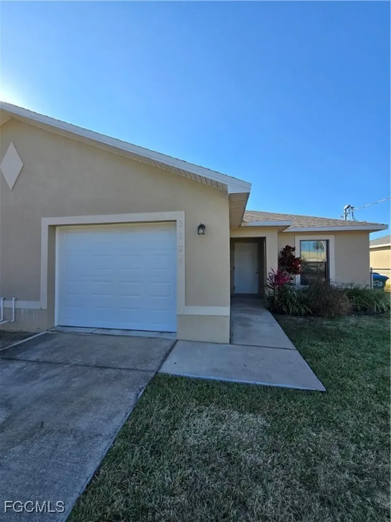 3820/3822 SW 16th Place Cape Coral FL 33914