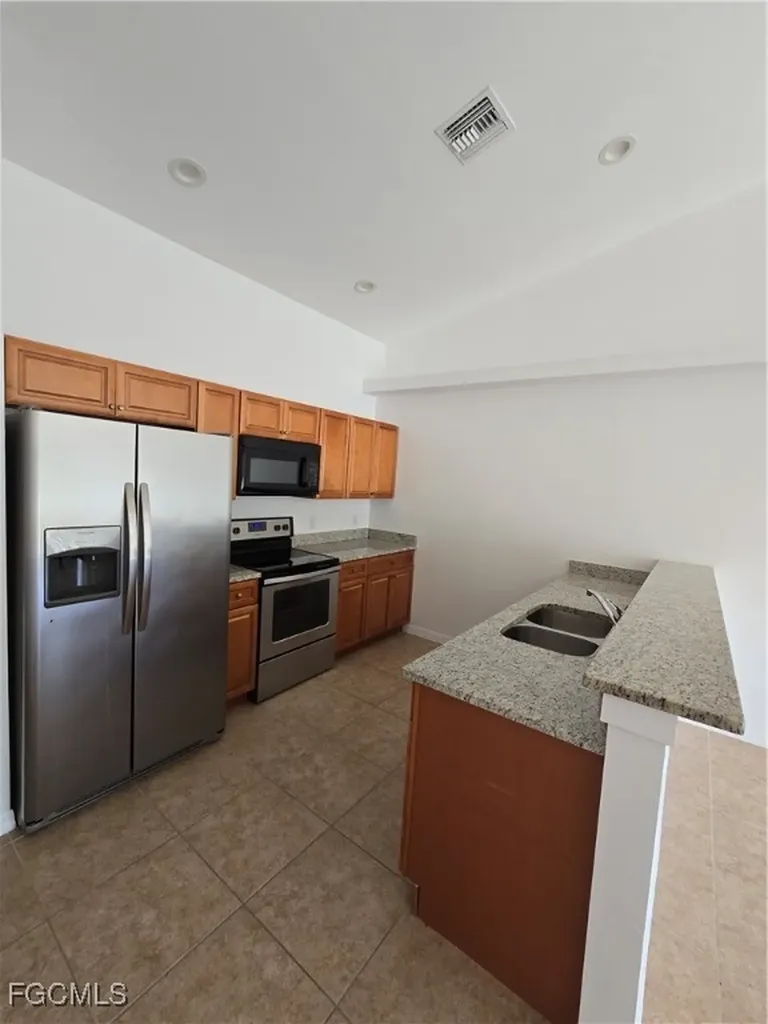 3820/3822 SW 16th Place Cape Coral FL 33914