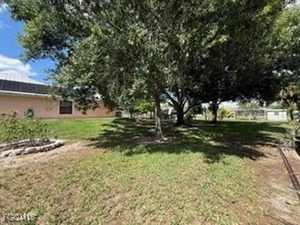 1200 Elaine Avenue N Lehigh Acres FL 33971