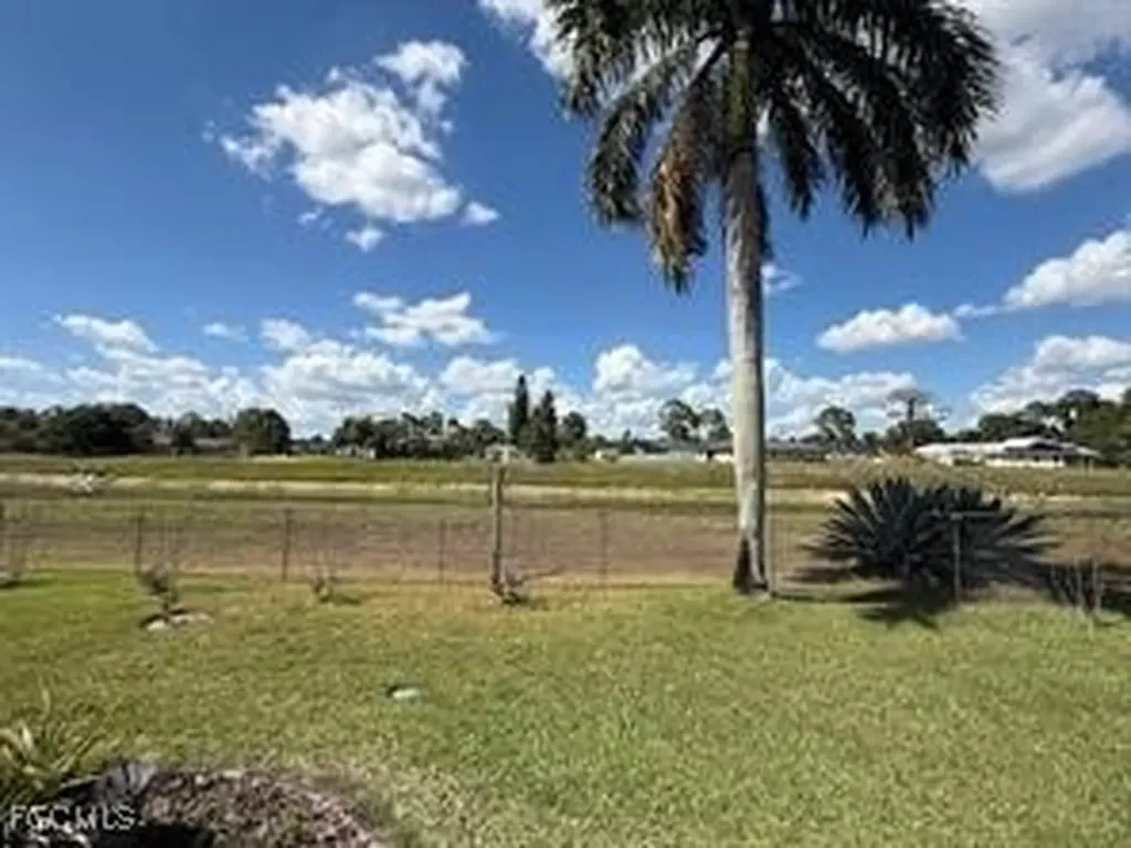 1200 Elaine Avenue N Lehigh Acres FL 33971