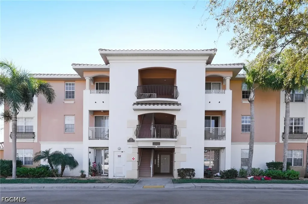 3940 Pomodoro Circle Cape Coral FL 33909