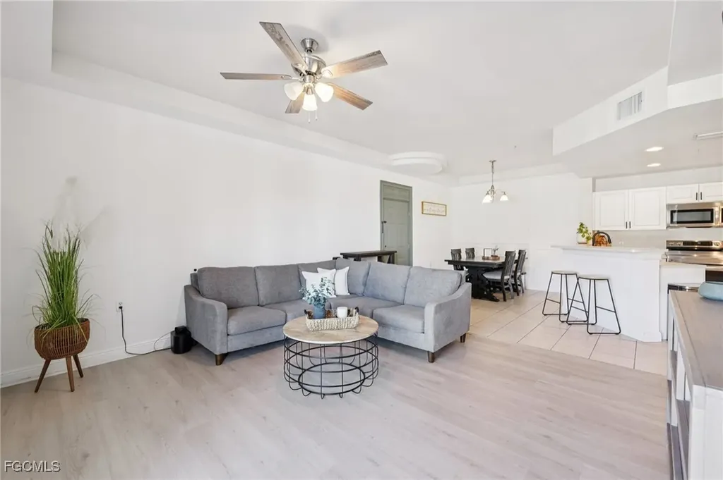 3940 Pomodoro Circle Cape Coral FL 33909