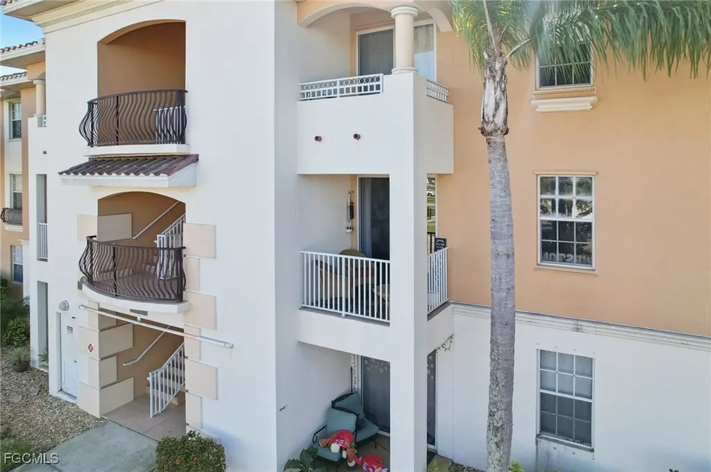 3940 Pomodoro Circle Cape Coral FL 33909
