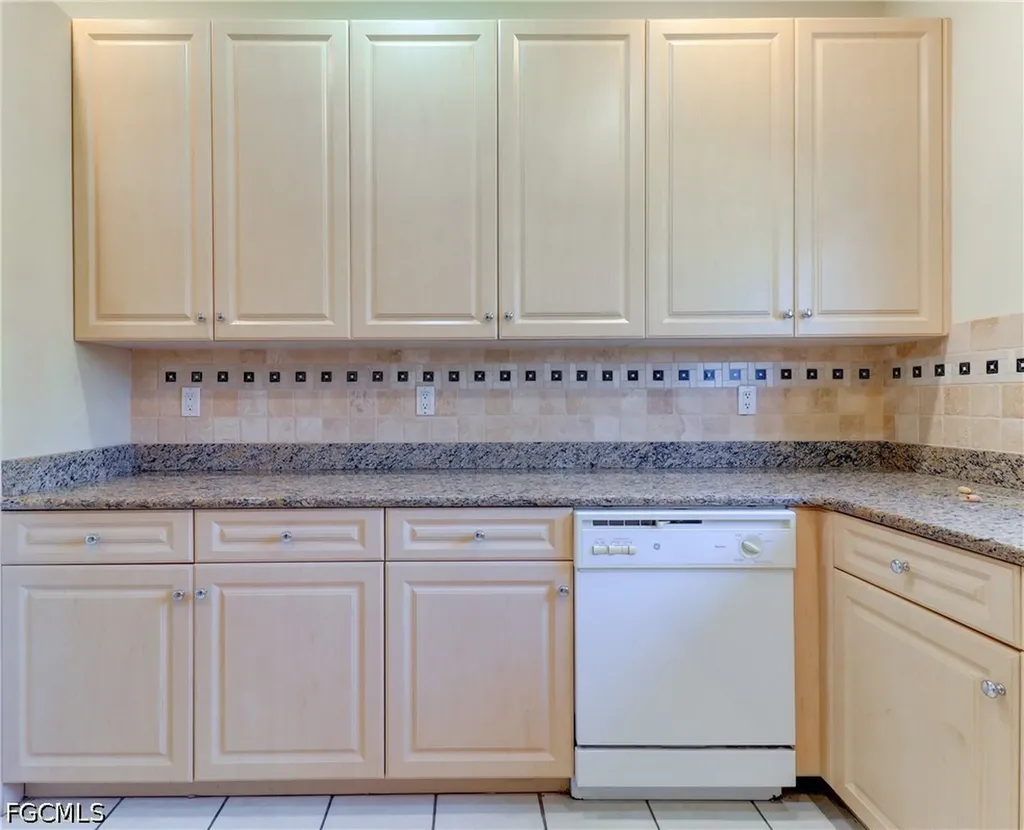 2116 SW 44th Street Cape Coral FL 33914