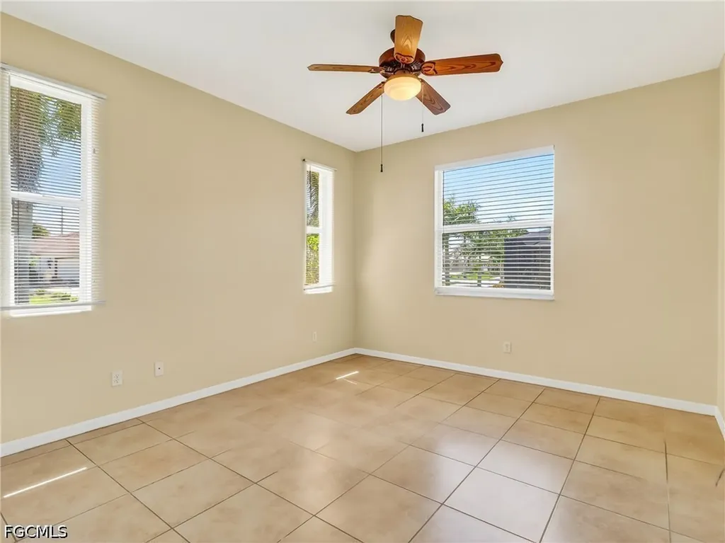 2116 SW 44th Street Cape Coral FL 33914