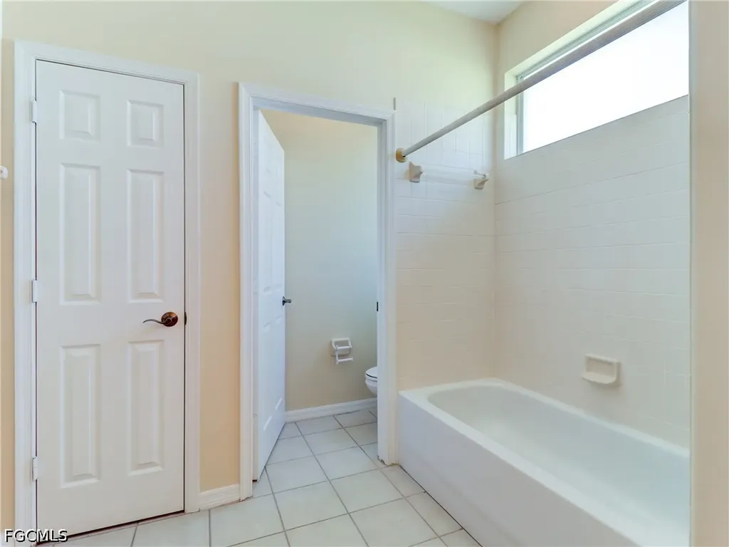 2116 SW 44th Street Cape Coral FL 33914