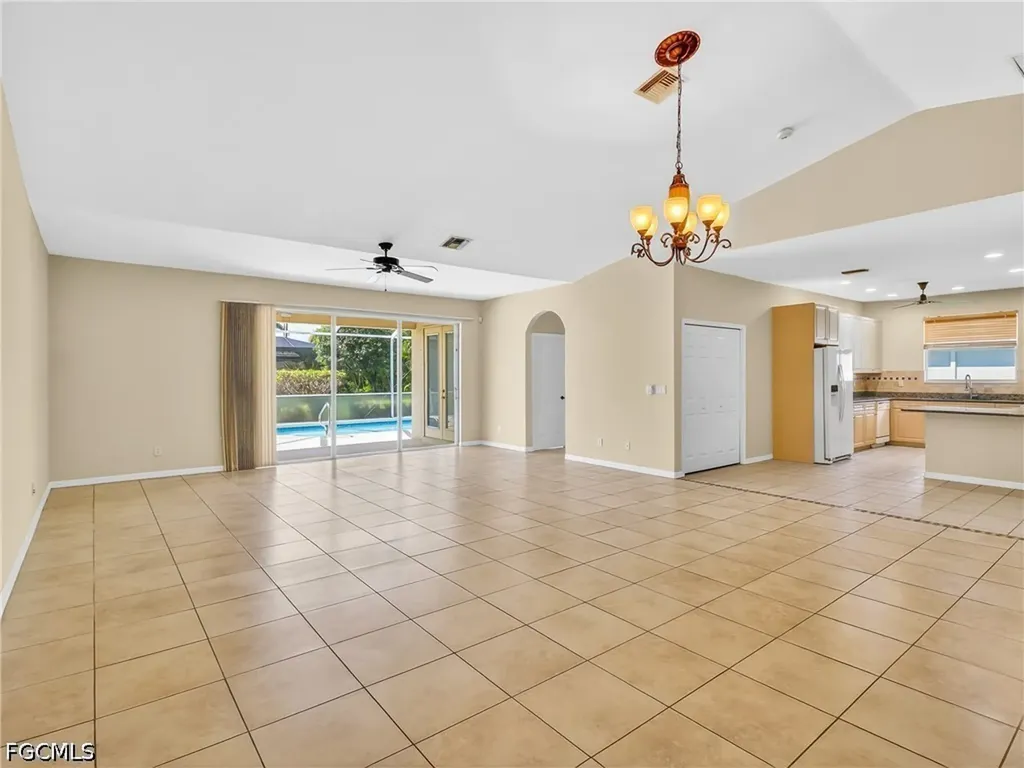 2116 SW 44th Street Cape Coral FL 33914