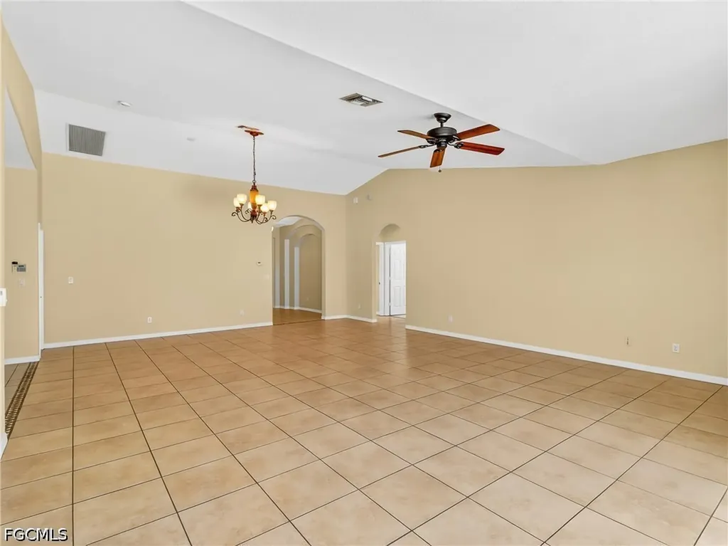 2116 SW 44th Street Cape Coral FL 33914