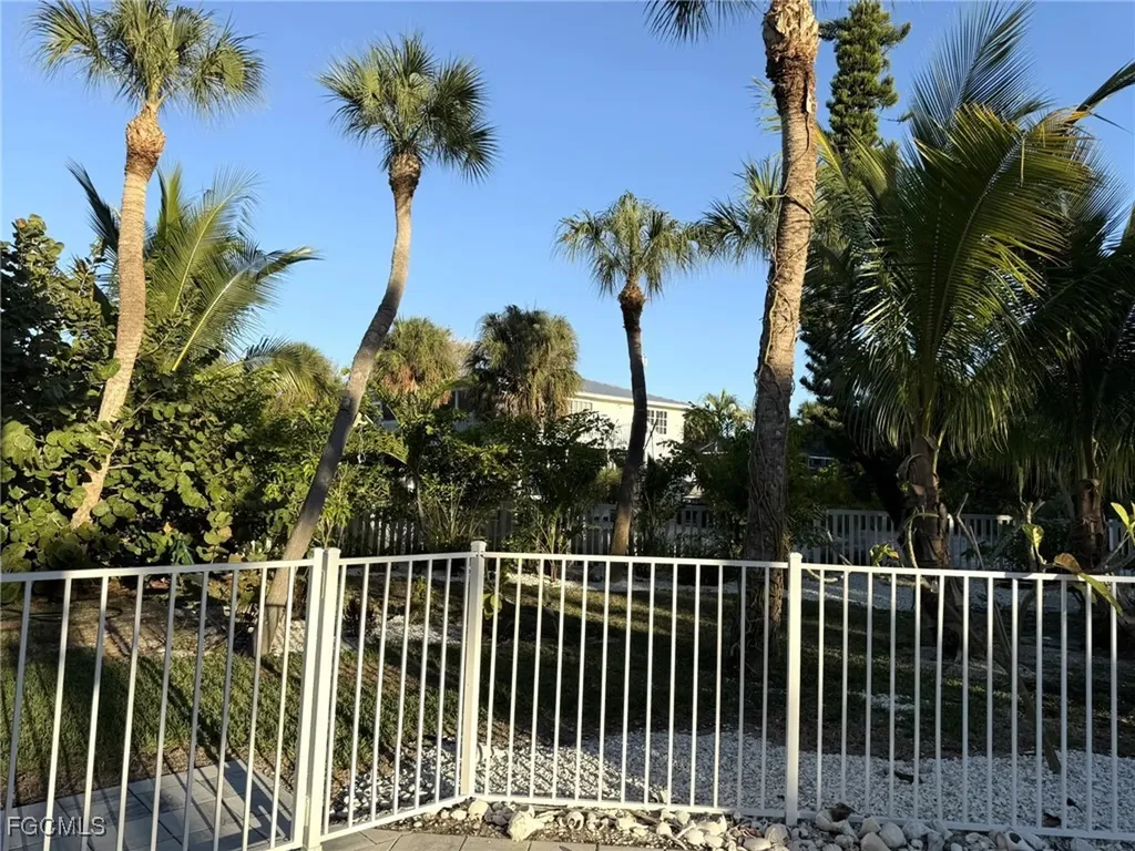 4511 Bartlett Parkway Captiva FL 33924